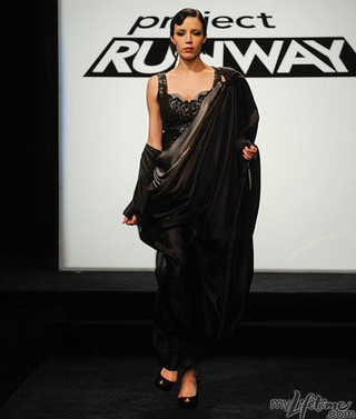 Illustration for article titled Project Runway: Being Thrown Under The Bus Is The New Black